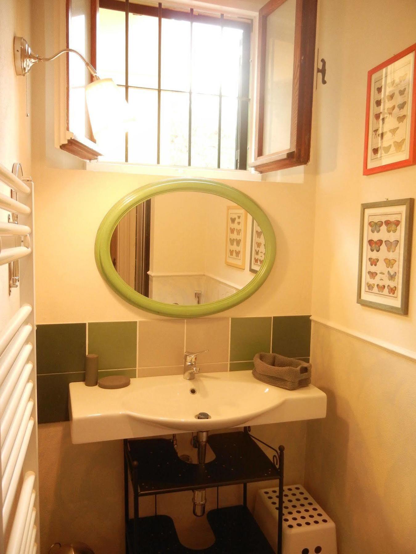 Ape Rosa Relais Bed & Breakfast 2*