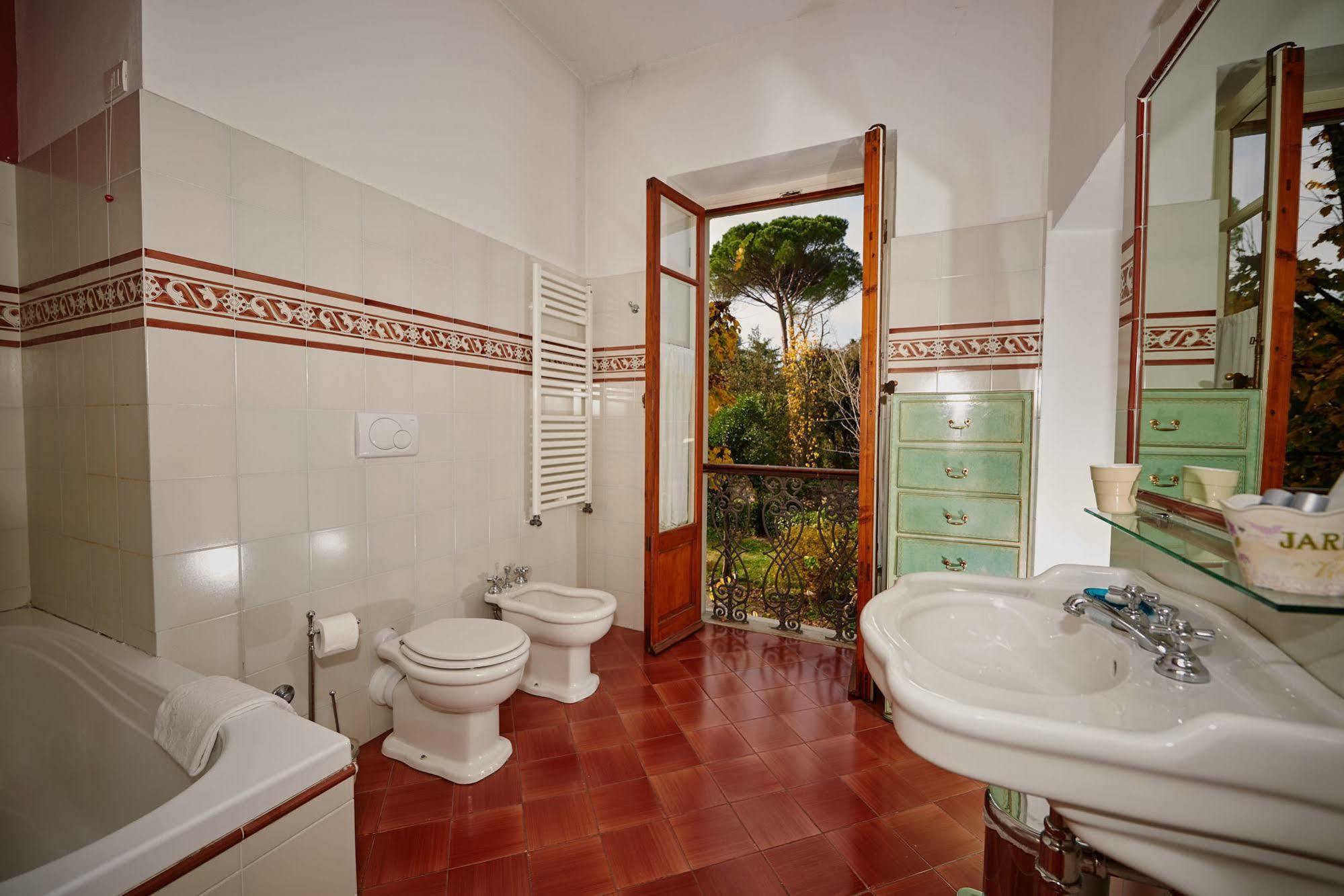 Ape Rosa Relais Bed & Breakfast Florence